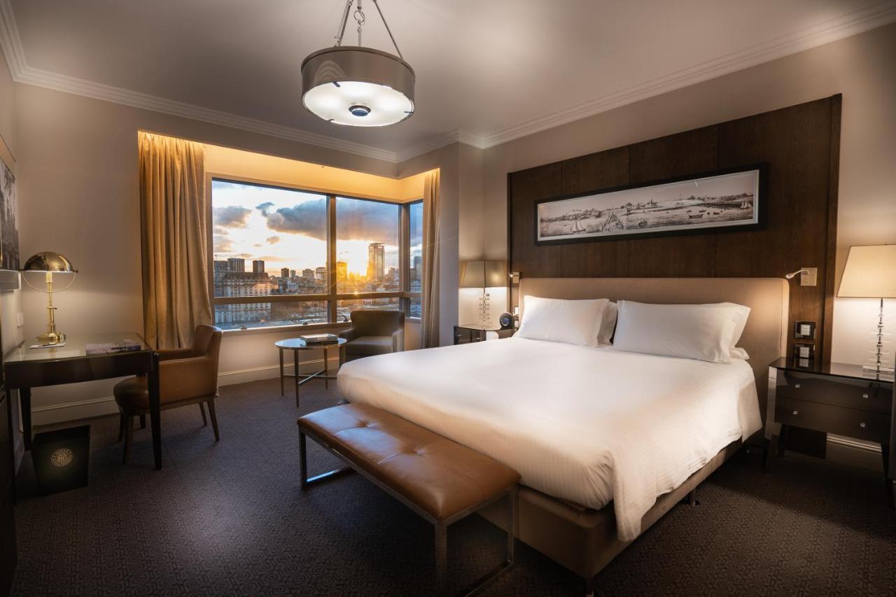Alvear Icon Hotel Buenos Aires Exteriér fotografie A guest room at the InterContinental New York Times Square