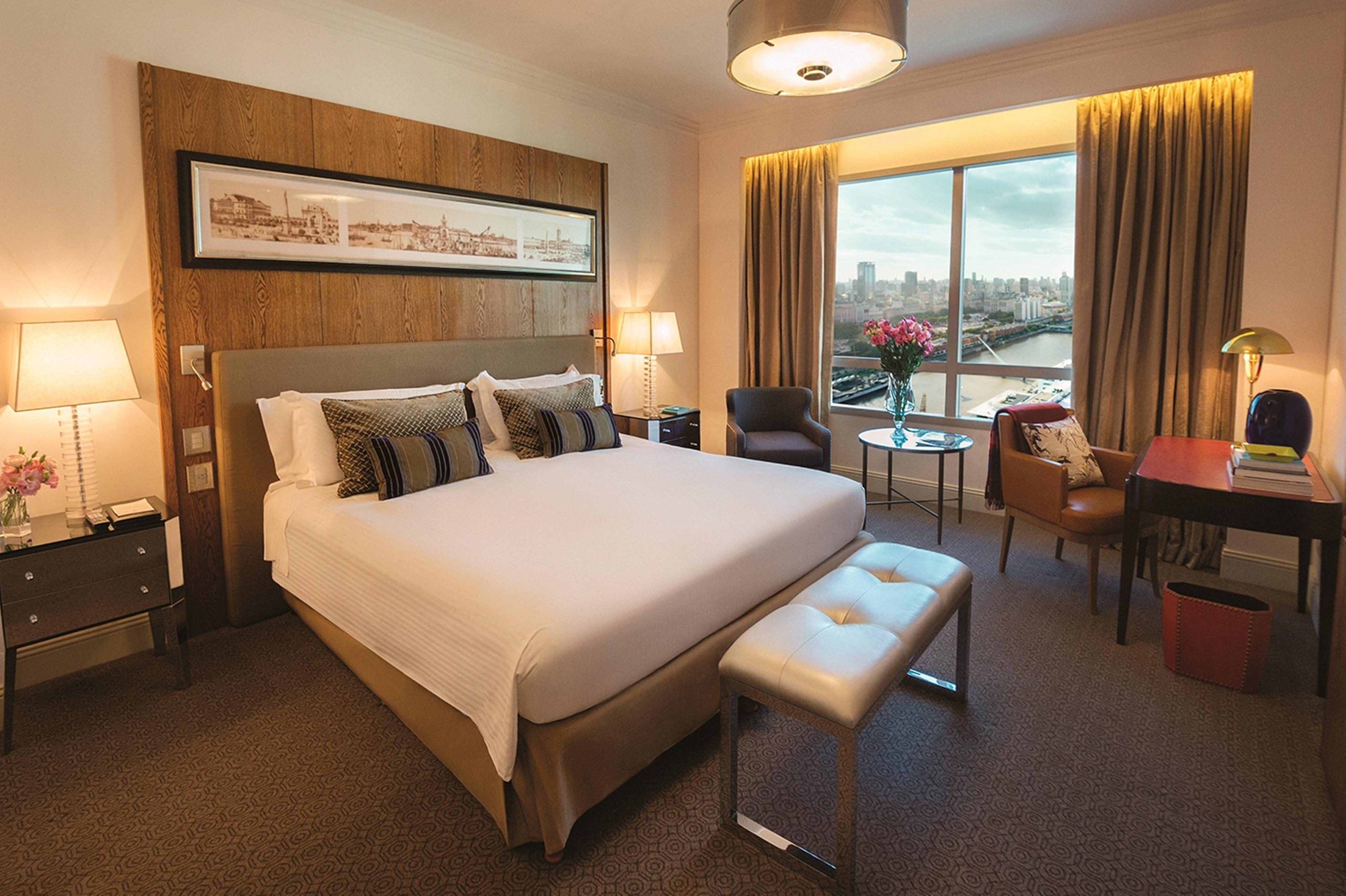 Alvear Icon Hotel Buenos Aires Exteriér fotografie A room at the InterContinental London The O2