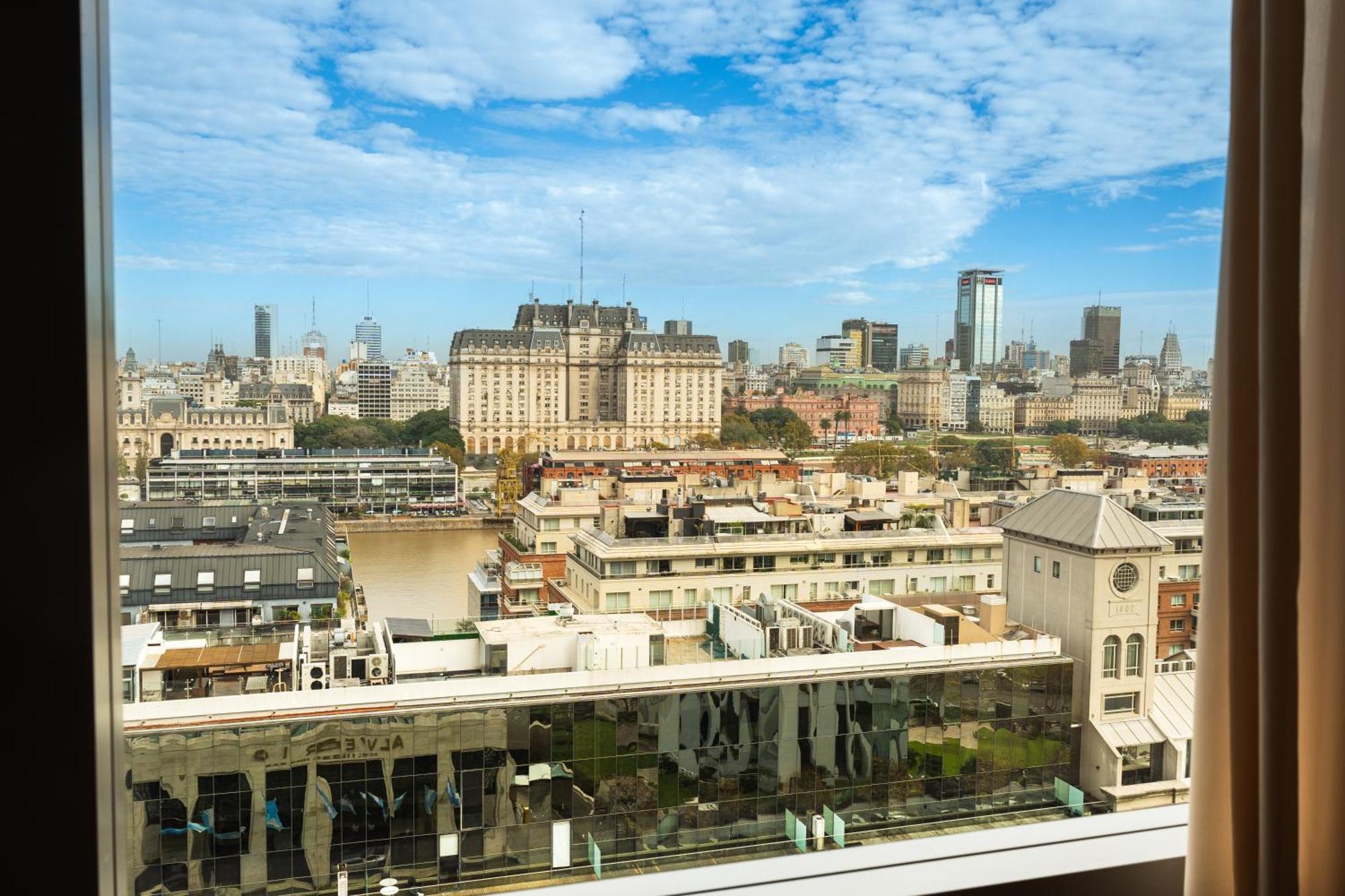 Alvear Icon Hotel Buenos Aires Exteriér fotografie View from the 16th floor of the hotel