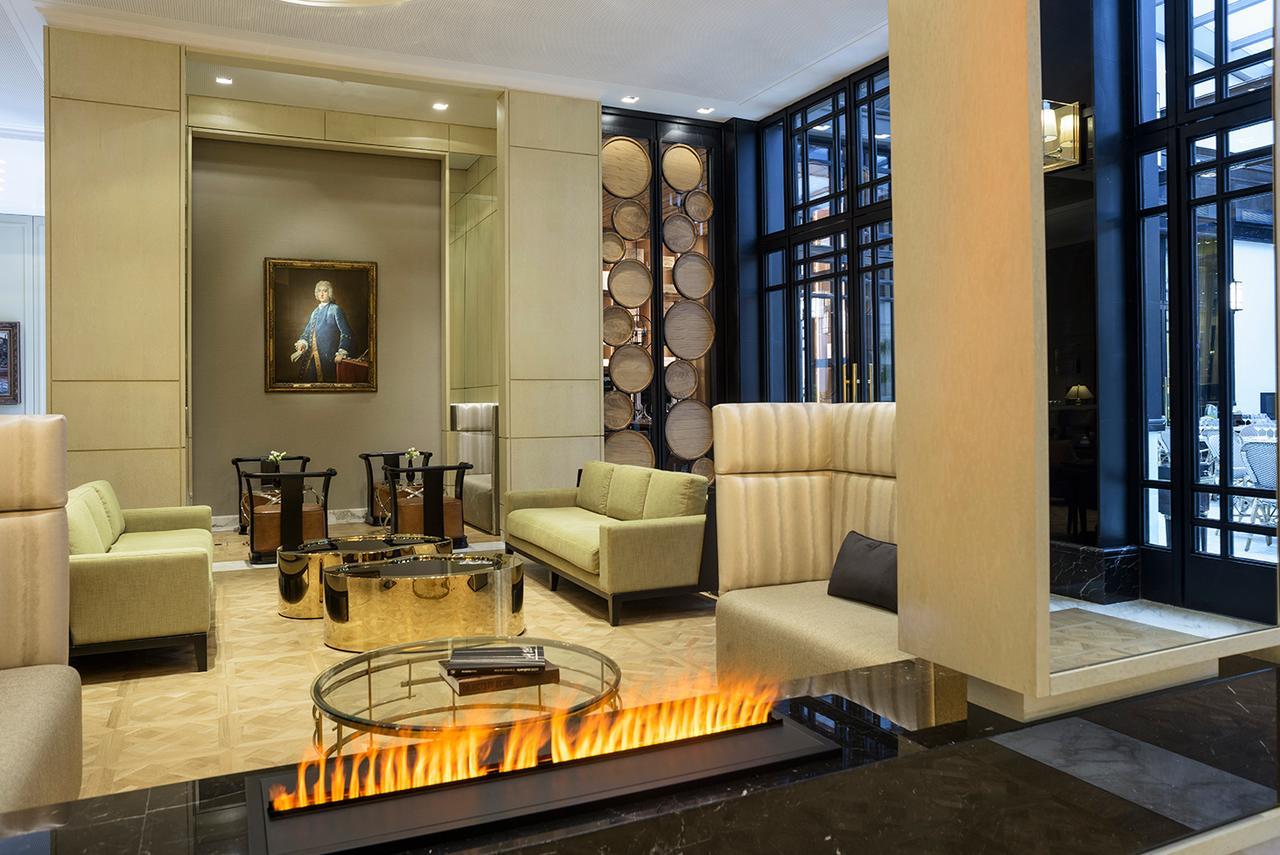 Alvear Icon Hotel Buenos Aires Exteriér fotografie The lobby of the hotel